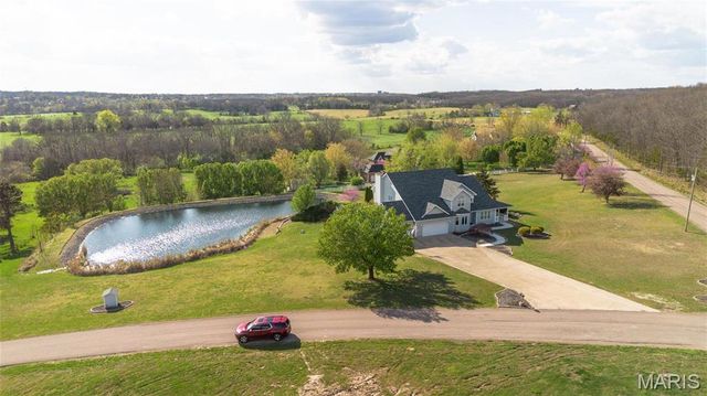 10605 Larson Lane, Rolla, MO 65401