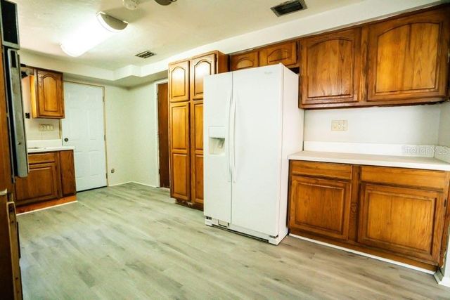 1424 NE 1ST AVENUE, Gainesville, FL 32641