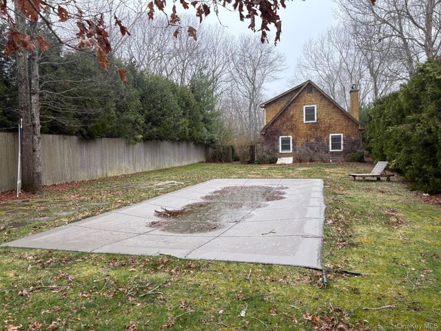 11 Valley Street, East Hampton, NY 11937