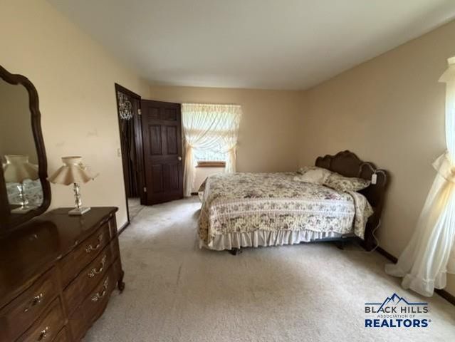 2915 FALLS DR, Rapid City, SD 57702