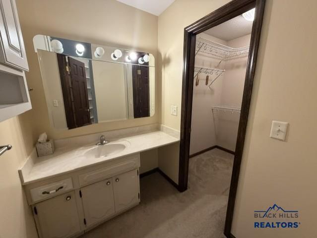 2915 FALLS DR, Rapid City, SD 57702