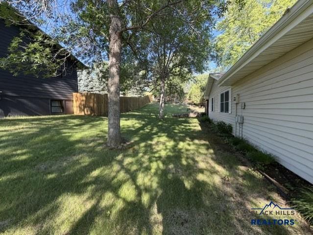 2915 FALLS DR, Rapid City, SD 57702