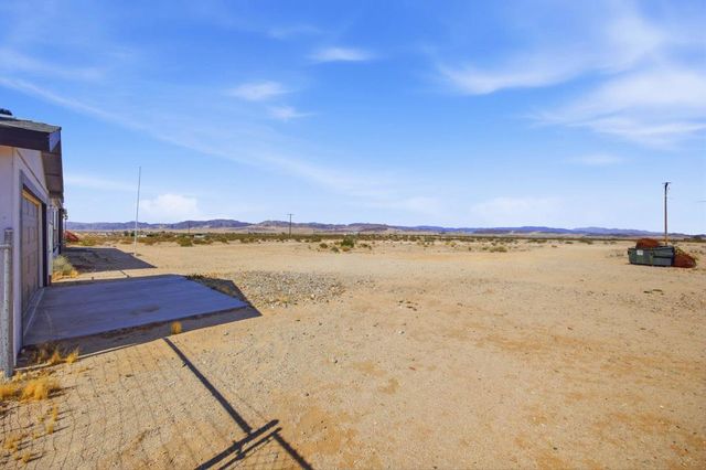 1184 Lear Avenue, 29 Palms, CA 92277