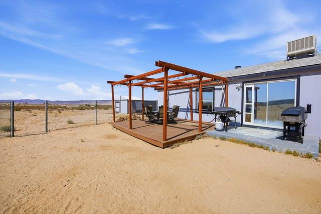 1184 Lear Avenue, 29 Palms, CA 92277