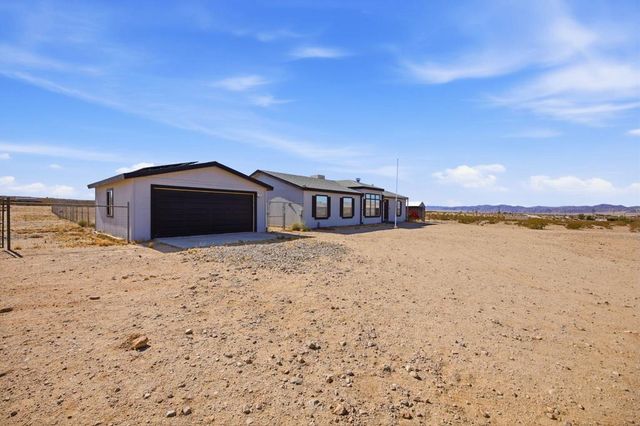 1184 Lear Avenue, 29 Palms, CA 92277
