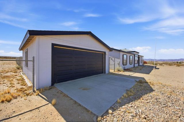 1184 Lear Avenue, 29 Palms, CA 92277