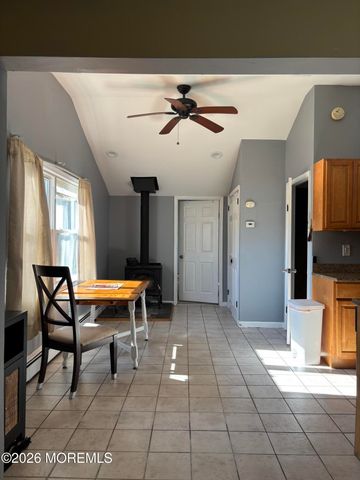 42 Central Avenue Avenue, Waretown, NJ 08758