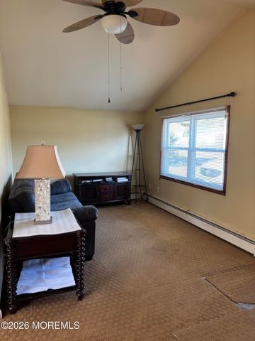 42 Central Avenue Avenue, Waretown, NJ 08758