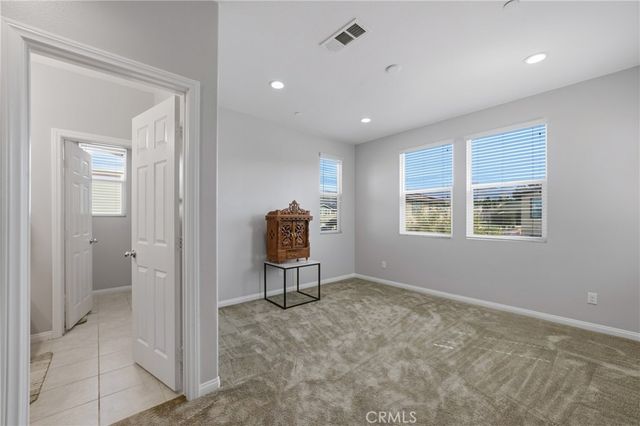 1176 Woodbury, Mentone, CA 92359