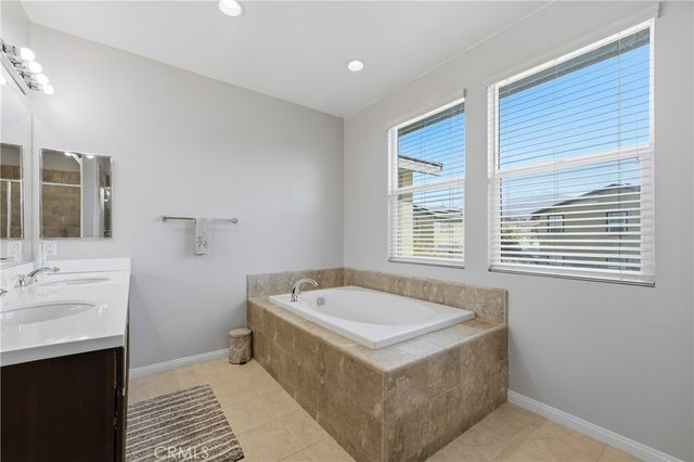 1176 Woodbury, Mentone, CA 92359