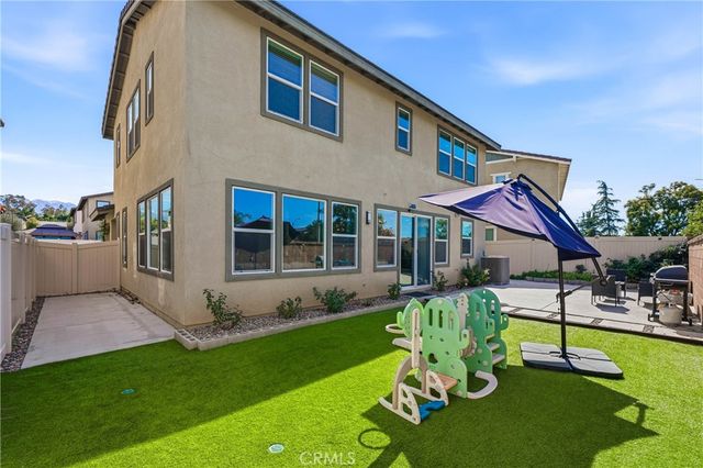 1176 Woodbury, Mentone, CA 92359