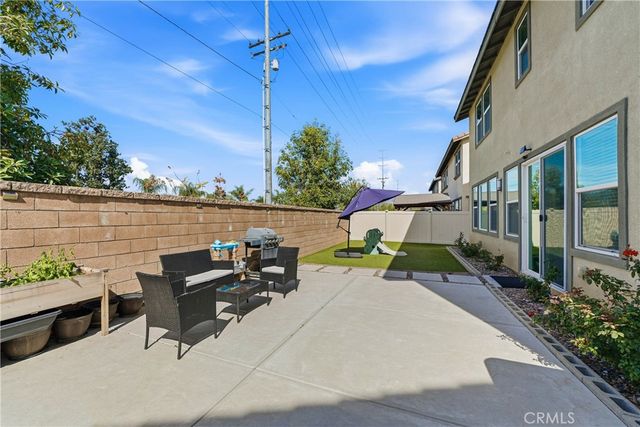 1176 Woodbury, Mentone, CA 92359