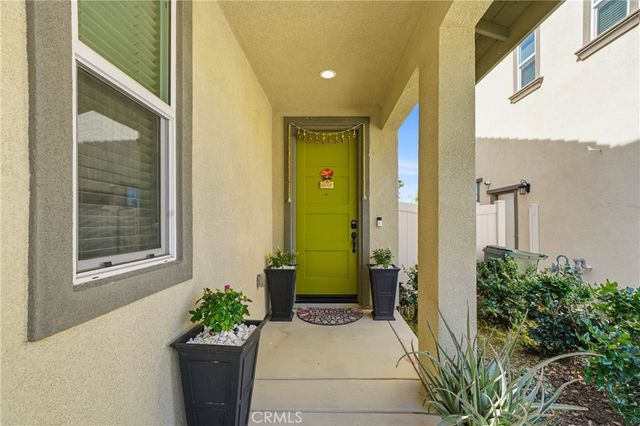 1176 Woodbury, Mentone, CA 92359