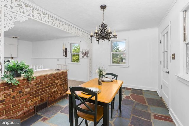 319 W MONROE AVE, Magnolia, NJ 08049