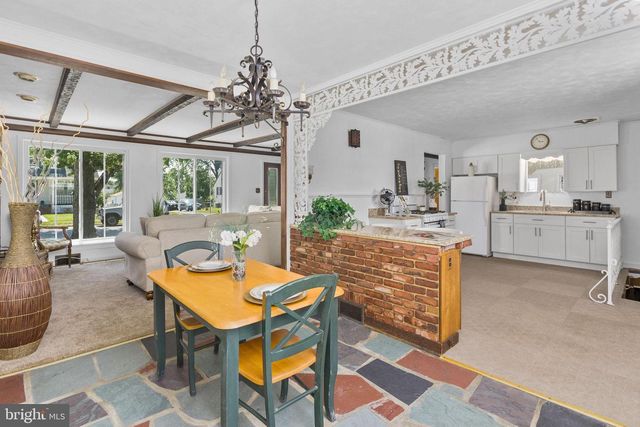319 W MONROE AVE, Magnolia, NJ 08049