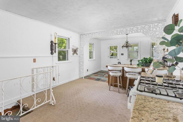 319 W MONROE AVE, Magnolia, NJ 08049
