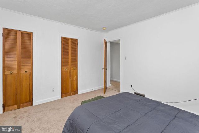 319 W MONROE AVE, Magnolia, NJ 08049