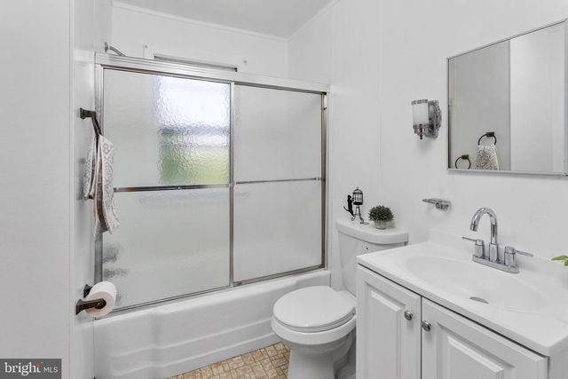 319 W MONROE AVE, Magnolia, NJ 08049