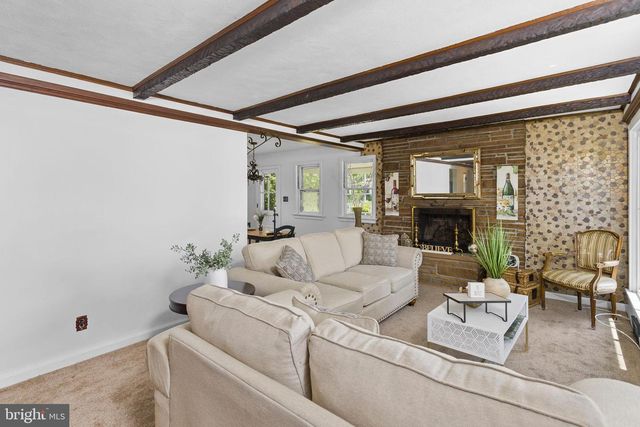 319 W MONROE AVE, Magnolia, NJ 08049