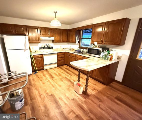 29 BRANDY RUN RD, Newville, PA 17241