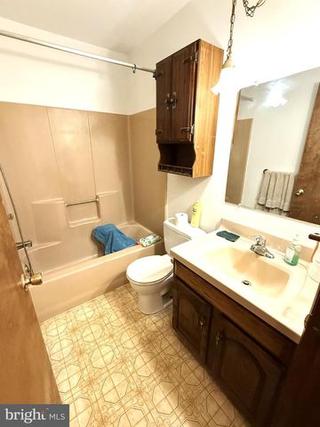 29 BRANDY RUN RD, Newville, PA 17241