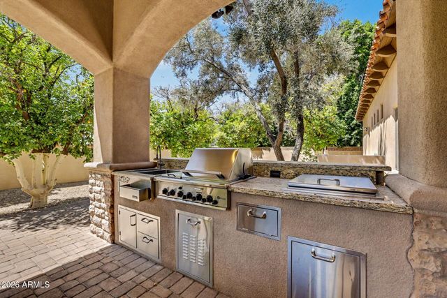 3937 E MENLO Circle, Mesa, AZ 85215