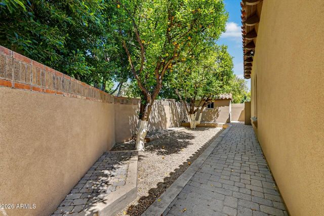 3937 E MENLO Circle, Mesa, AZ 85215