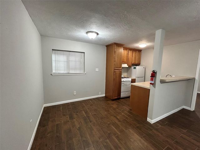 425 Emerson 6, Houston, TX 77006