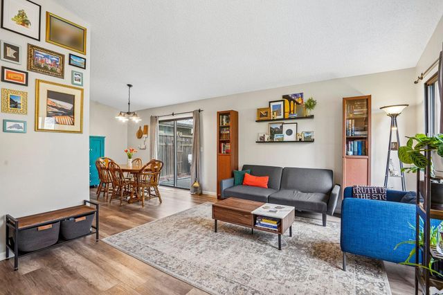 13400 Pepperwood Circle, Minnetonka, MN 55305
