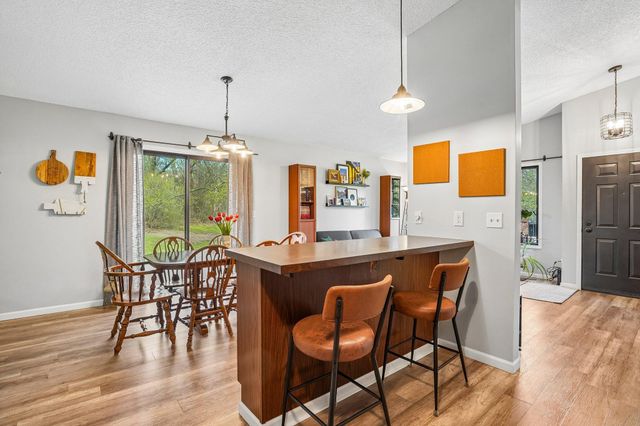 13400 Pepperwood Circle, Minnetonka, MN 55305