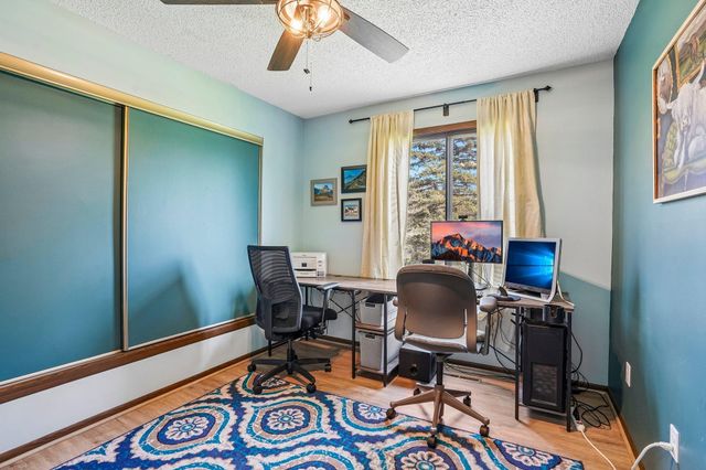 13400 Pepperwood Circle, Minnetonka, MN 55305