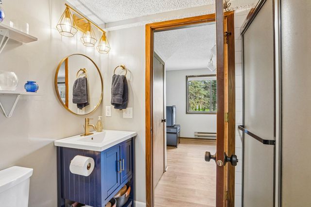 13400 Pepperwood Circle, Minnetonka, MN 55305
