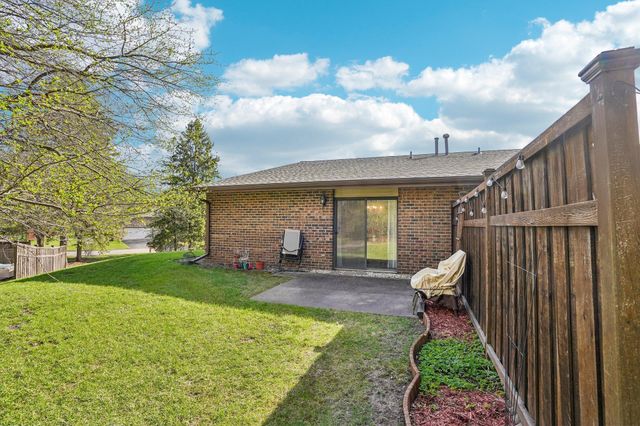 13400 Pepperwood Circle, Minnetonka, MN 55305
