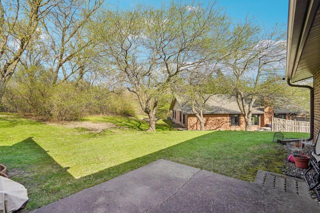13400 Pepperwood Circle, Minnetonka, MN 55305