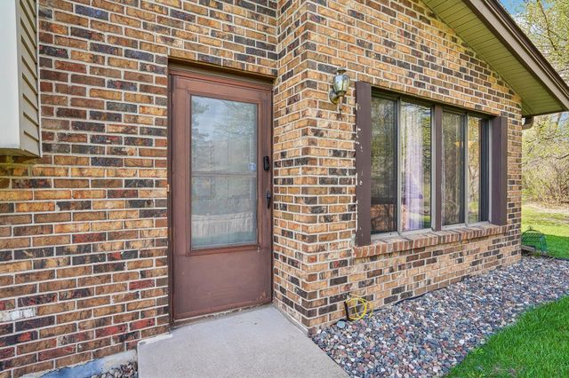 13400 Pepperwood Circle, Minnetonka, MN 55305