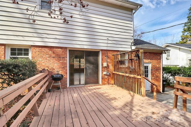 7501 Folger Drive, Charlotte, NC 28226