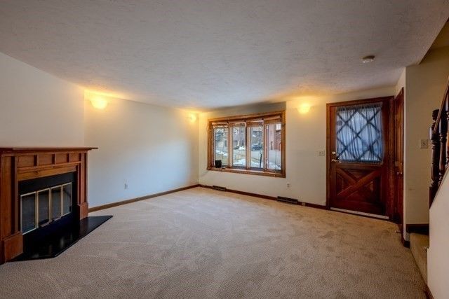 2 Scotty Hollow D2, Chelmsford, MA 01863