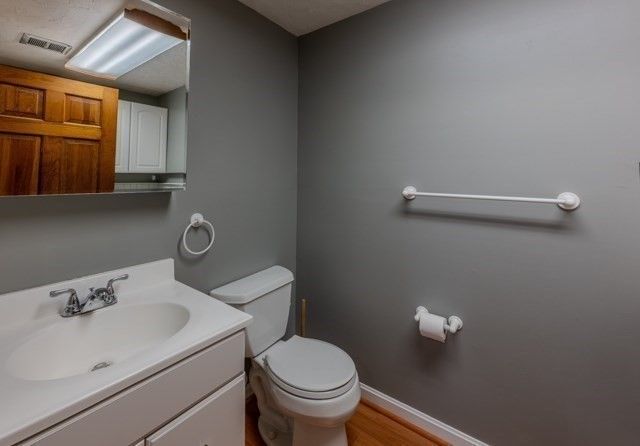 2 Scotty Hollow D2, Chelmsford, MA 01863