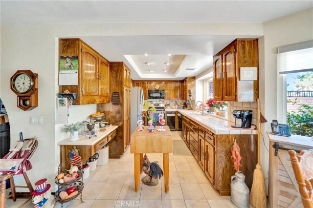 433 Fairway Drive, Palmdale, CA 93551