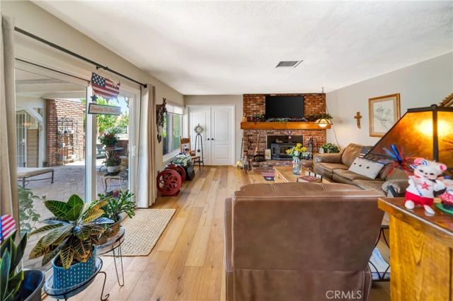 433 Fairway Drive, Palmdale, CA 93551