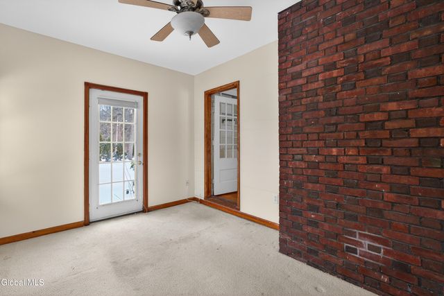 2510 Troy-Schenectady Road, Niskayuna, NY 12309