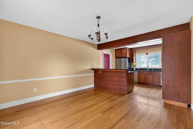 2510 Troy-Schenectady Road, Niskayuna, NY 12309