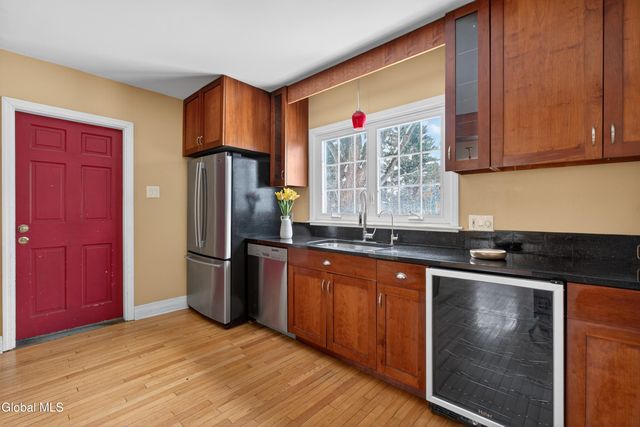 2510 Troy-Schenectady Road, Niskayuna, NY 12309