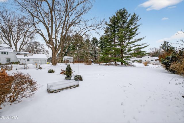 2510 Troy-Schenectady Road, Niskayuna, NY 12309