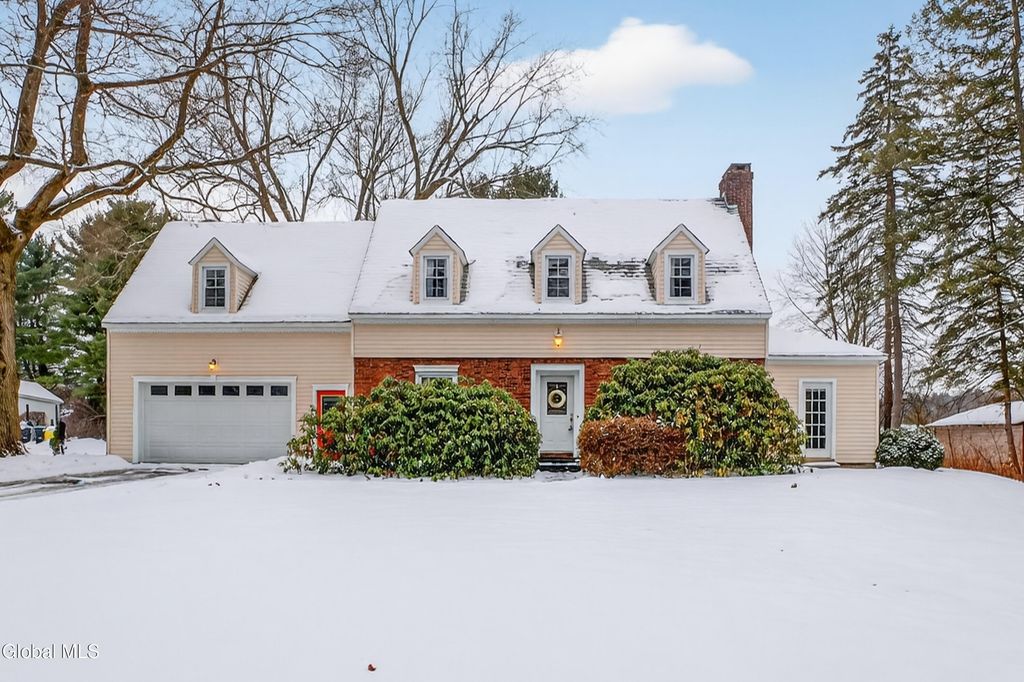 2510 Troy-Schenectady Road, Niskayuna, NY 12309