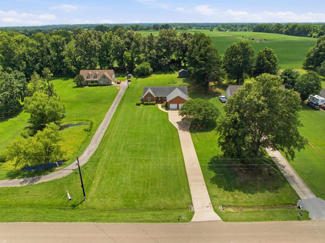 171 BRIERHEDGE RD, Covington, TN 38019