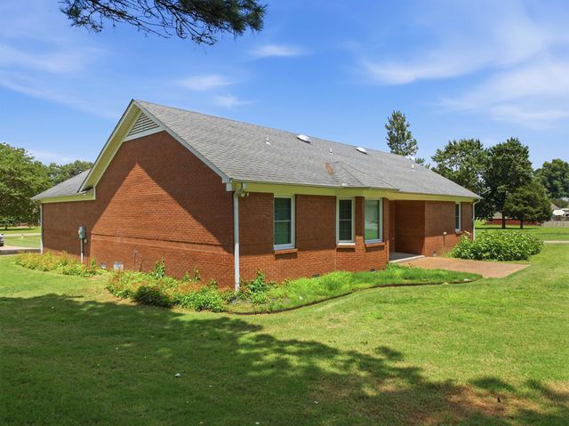 171 BRIERHEDGE RD, Covington, TN 38019