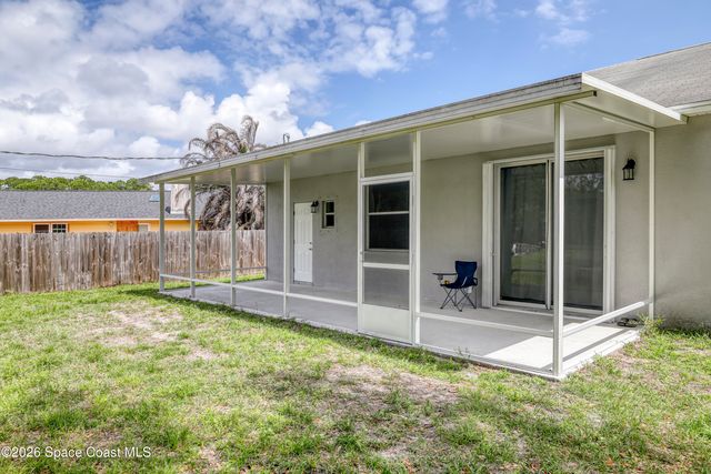 1424 Hero Street SE, Palm Bay, FL 32909