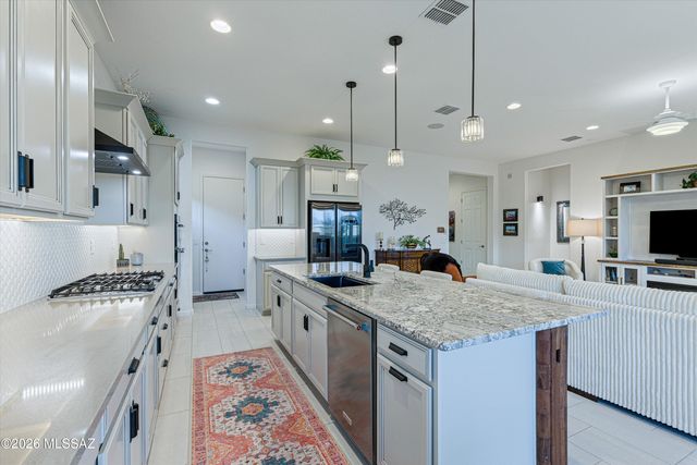 13222 N Stonecrop Lane, Oro Valley, AZ 85755