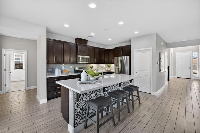 10454 Rubicon Ct, Grass Valley, CA 95949